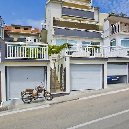 Apartments Dorijan Hvar Town Exterior photo
