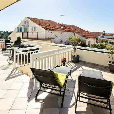 Apartments Dorijan Hvar Town Exterior photo